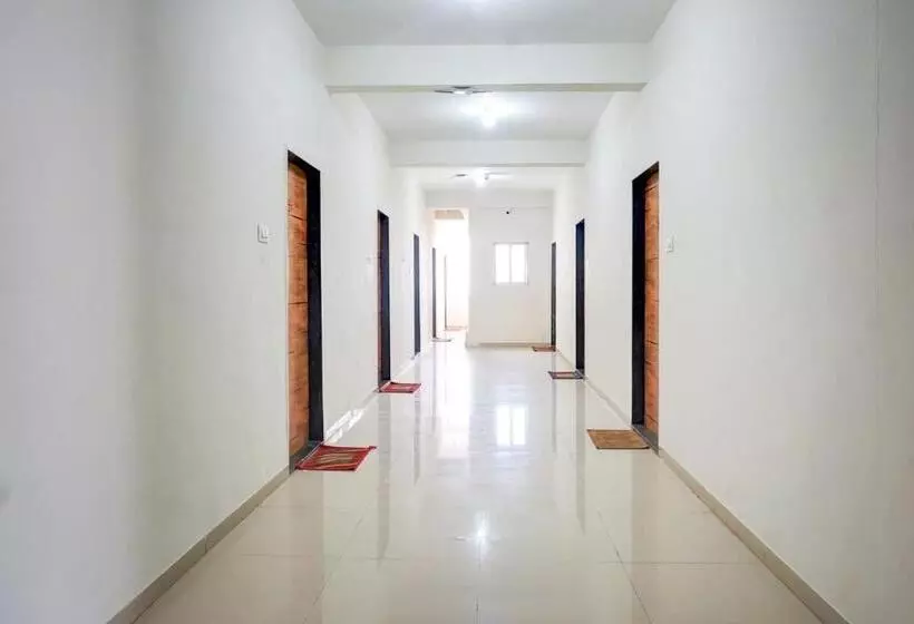Collection O Hotel Park Inn Residency