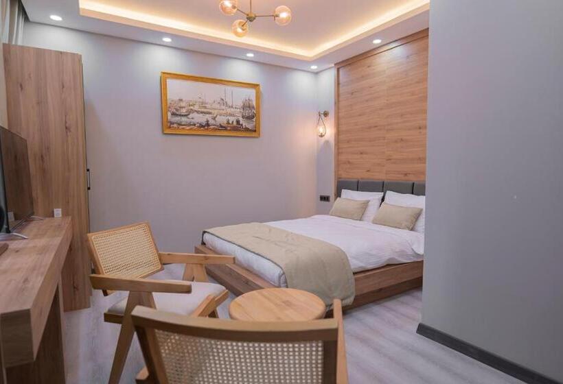 هتل Galata Greenland