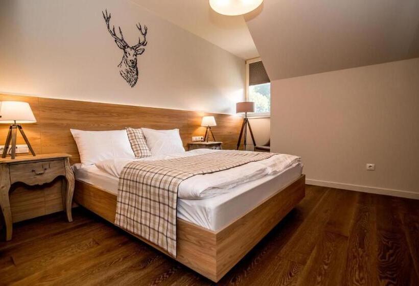 בית מלון כפרי újhuta Kastélyszálló