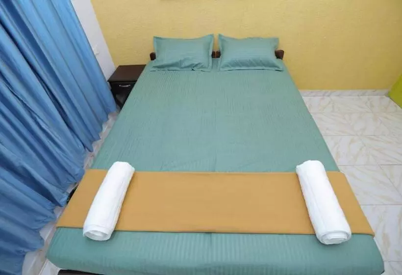 Hotelli Sky Frame Beach Resort