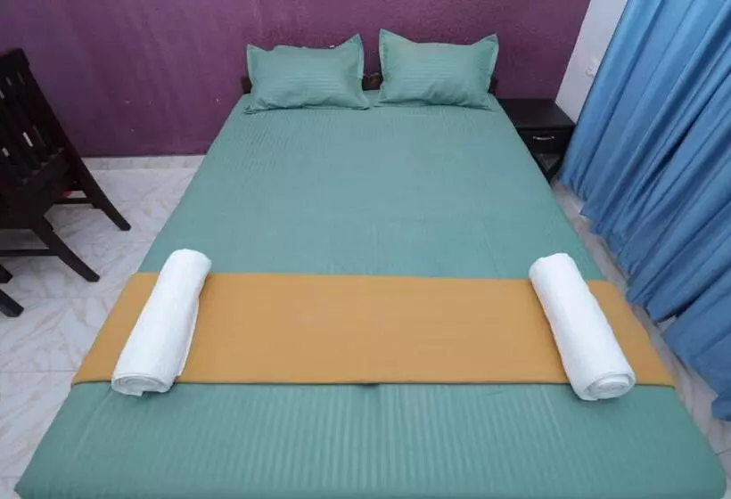 Hotelli Sky Frame Beach Resort