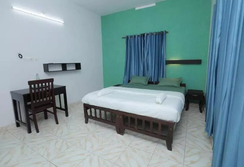 Hotelli Sky Frame Beach Resort