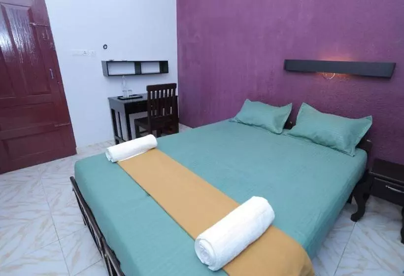 Hotelli Sky Frame Beach Resort