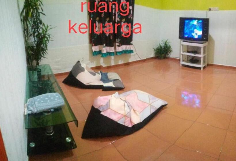 Panzió Al Najmi Homestay   Guesthhouse