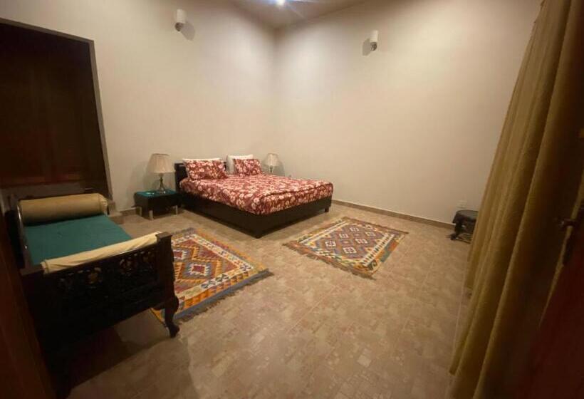 پانسیون Siran Lodges Mansehra