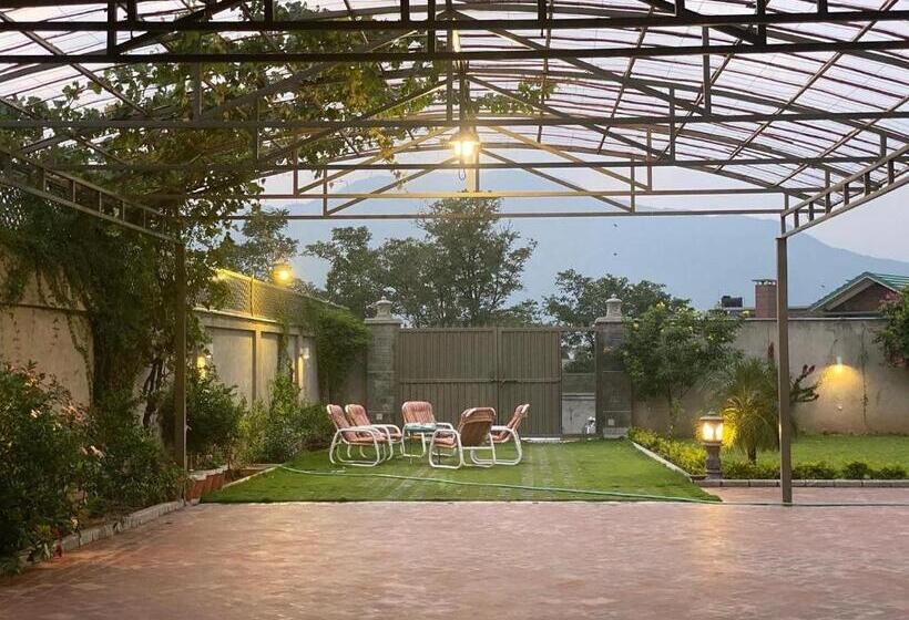 پانسیون Siran Lodges Mansehra