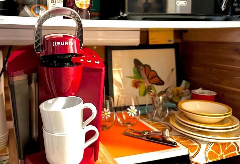 펜션 The Vine, Studio City