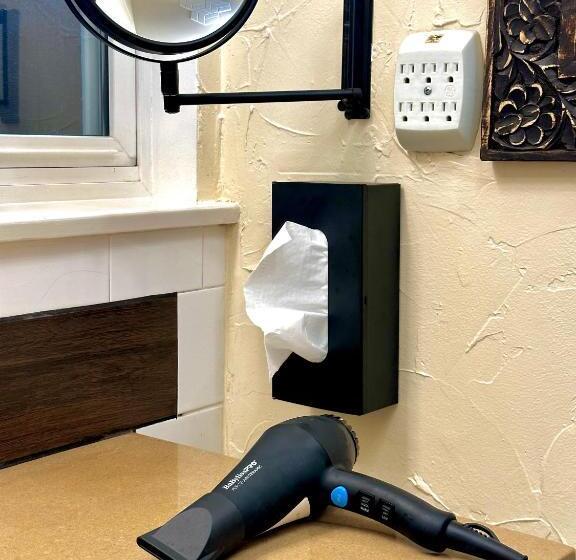 펜션 The Vine, Studio City