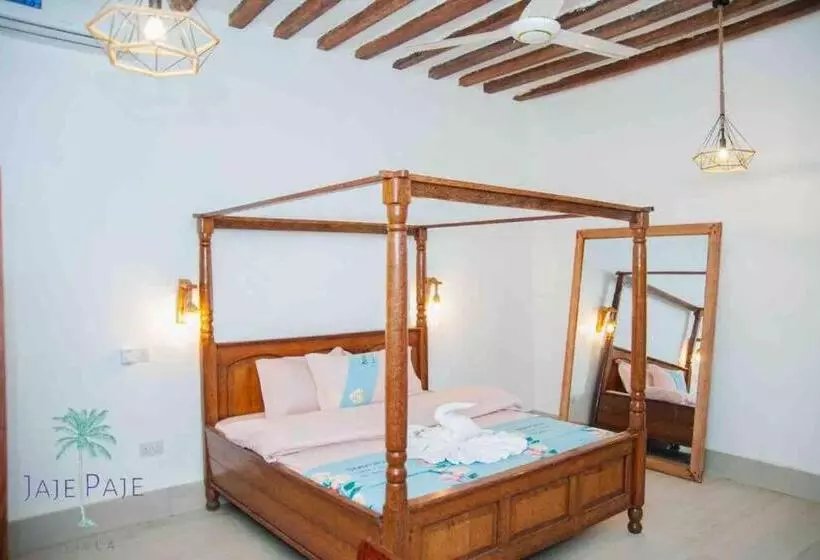 ベッドアンドブレックファースト Jaje Paje Villa