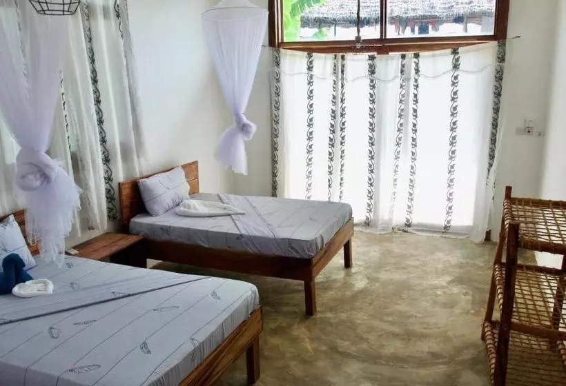 ベッドアンドブレックファースト Jaje Paje Villa