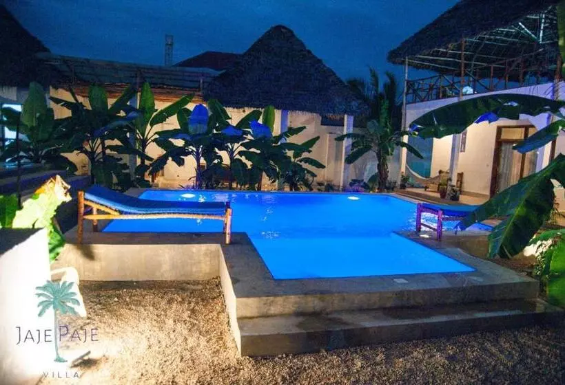 ベッドアンドブレックファースト Jaje Paje Villa