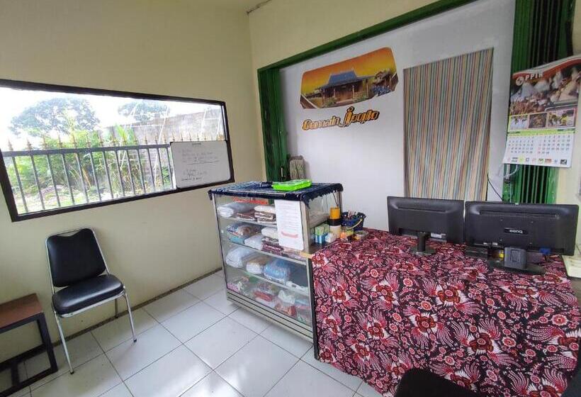 Hotel Omah Joglo Sukorejo Redpartner