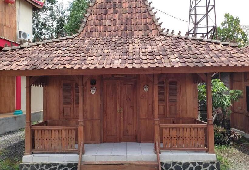 Hotel Omah Joglo Sukorejo Redpartner