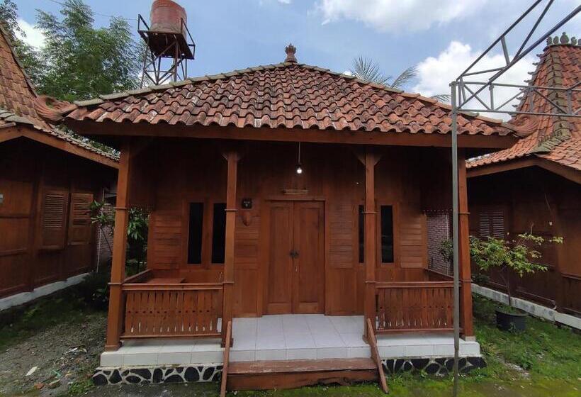 Hotel Omah Joglo Sukorejo Redpartner