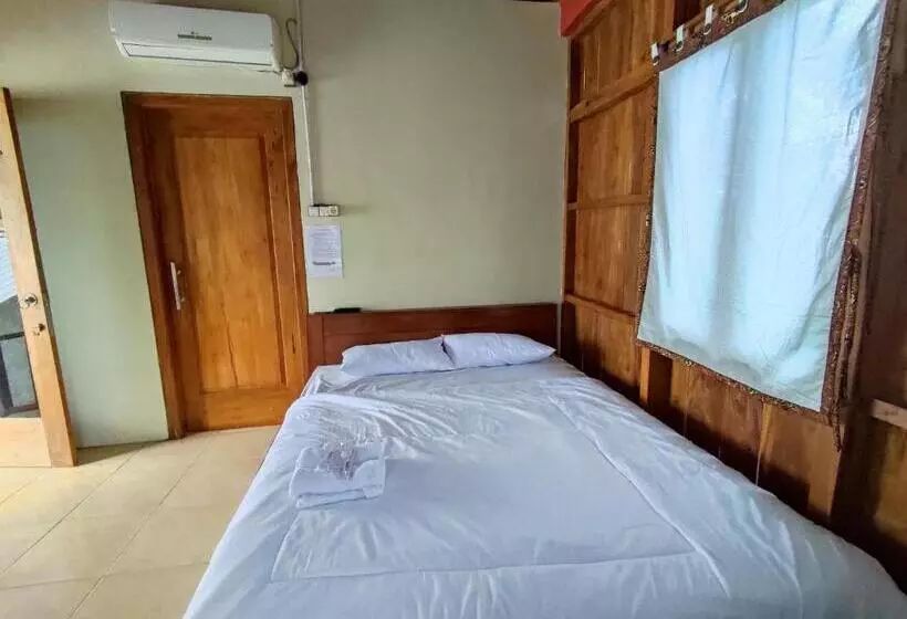 Hotelli Omah Joglo Sukorejo Redpartner