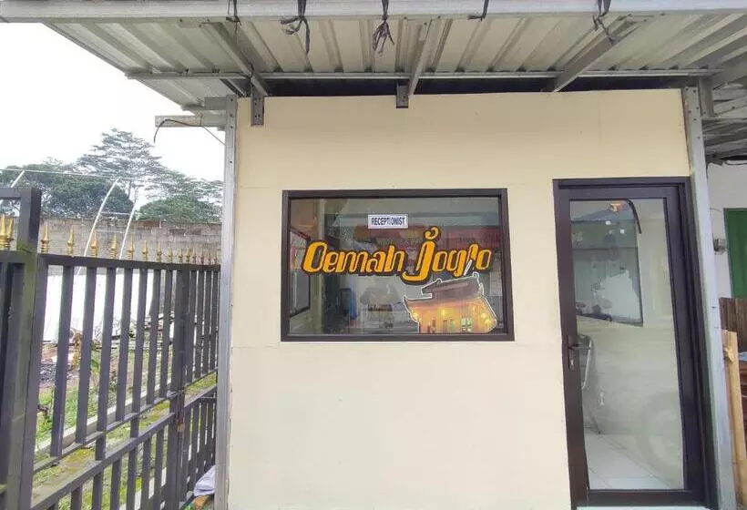 Hotelli Omah Joglo Sukorejo Redpartner