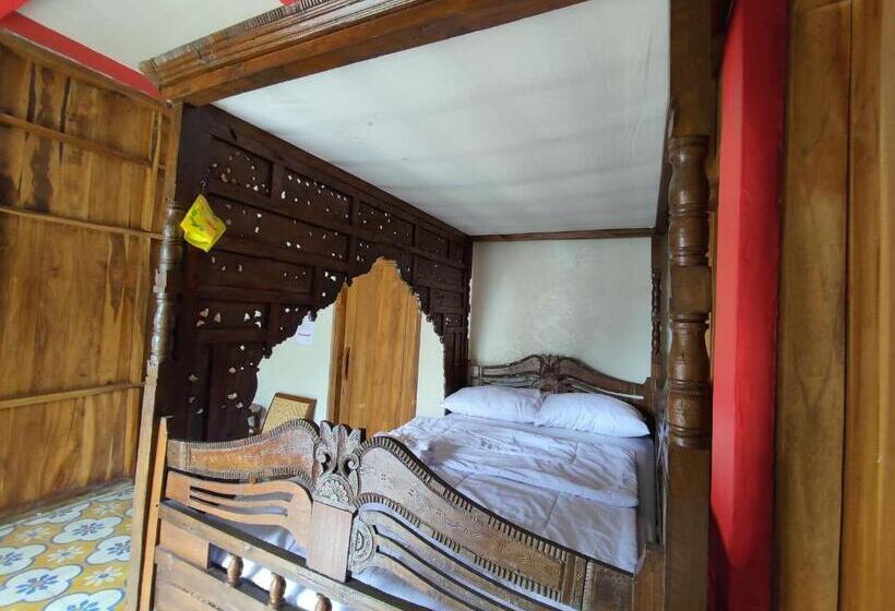 Hotel Omah Joglo Sukorejo Redpartner