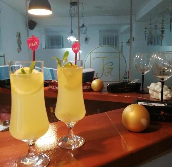 هتل Tina Guest House