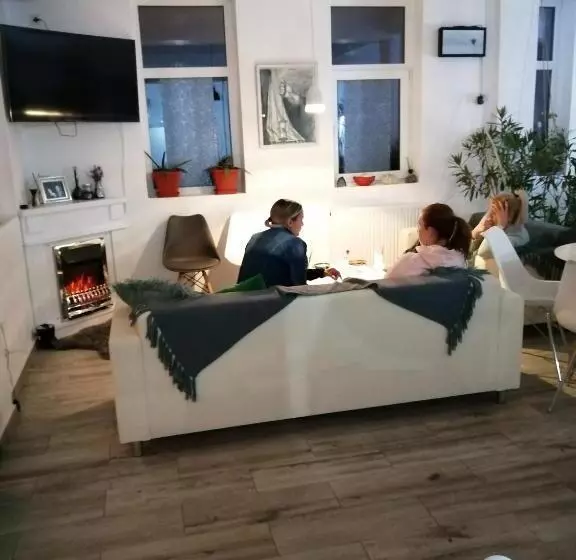 ホテル Tina Guest House