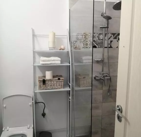 ホテル Tina Guest House