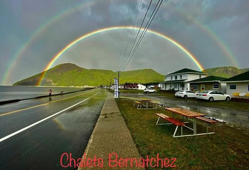 モーテル Chalets Bernatchez