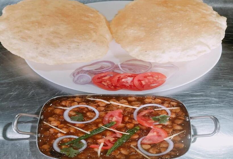 Mudras Grove Resort, Nainital