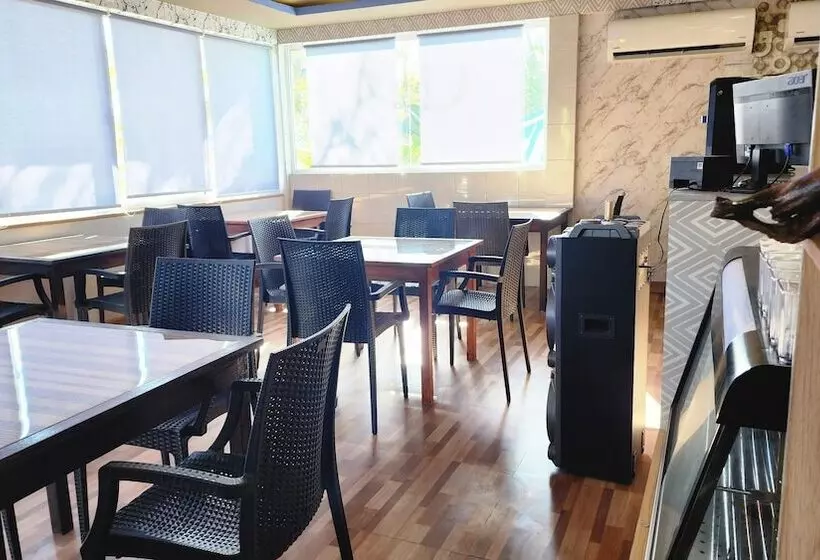 پانسیون Isle Inn {fuvahmulah)