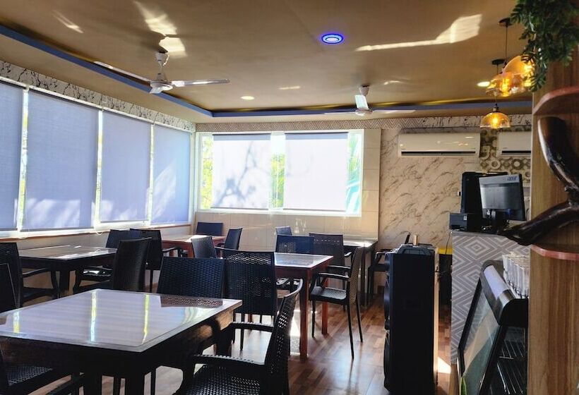 پانسیون Isle Inn {fuvahmulah)