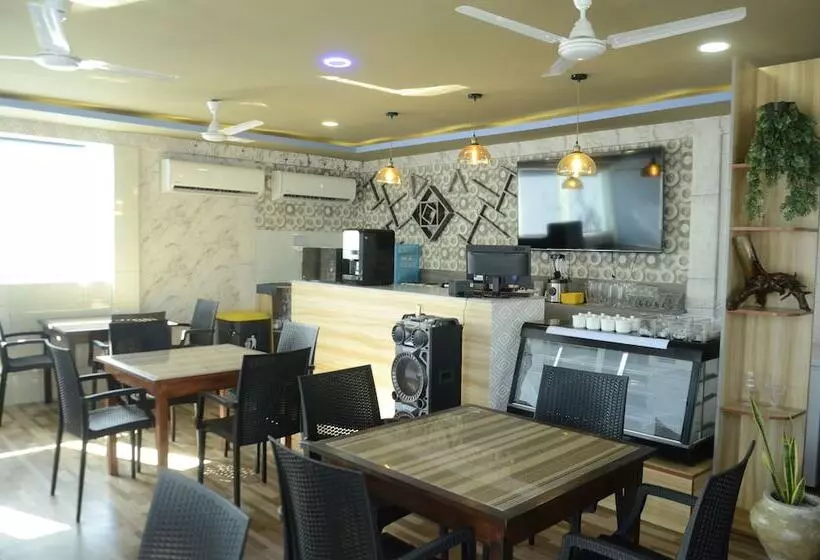 پانسیون Isle Inn {fuvahmulah)