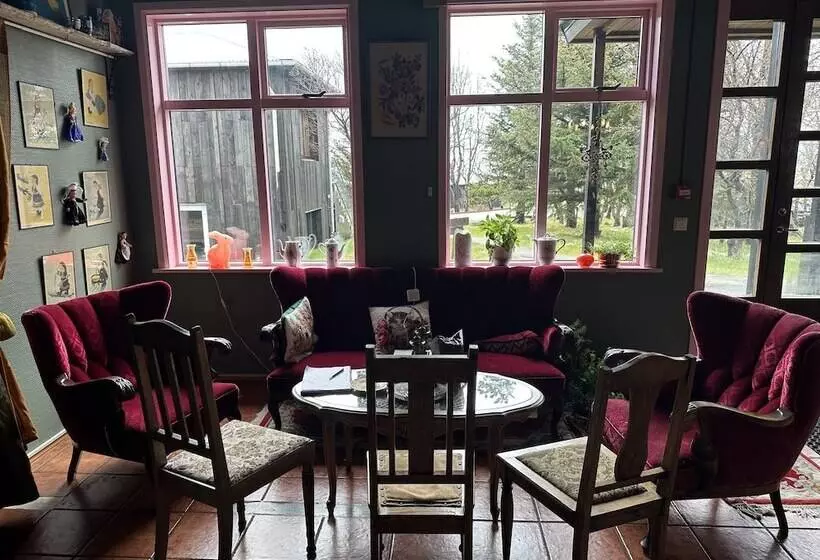 هتل Brú Country Estate
