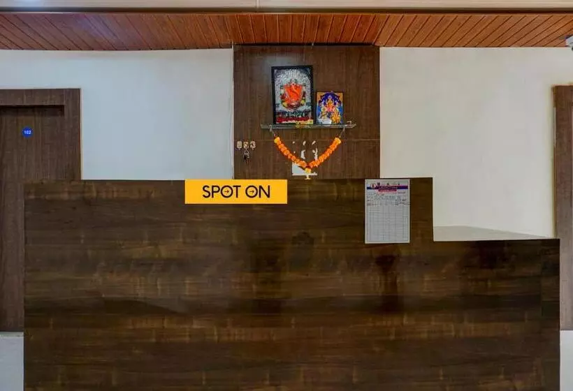ホテル Spot On Angan