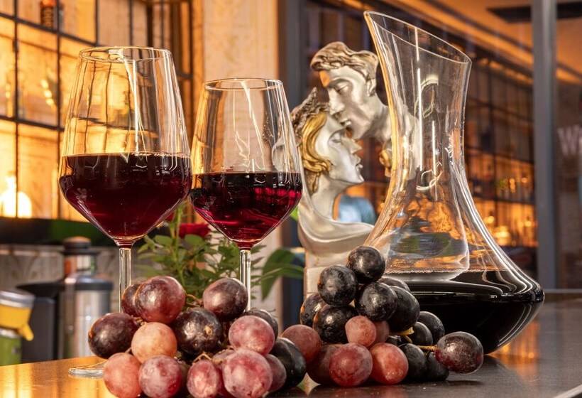 בית מלון כפרי Westdoor