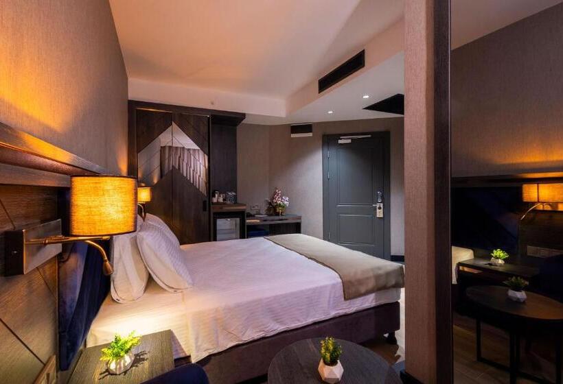 בית מלון כפרי Westdoor