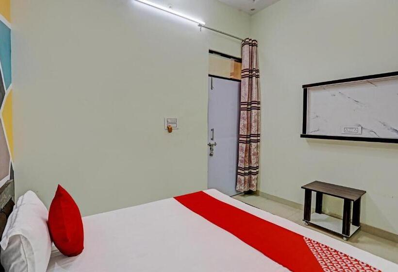 Oyo Flagship Hotel Victory