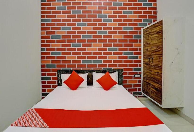 Oyo Flagship Hotel Victory