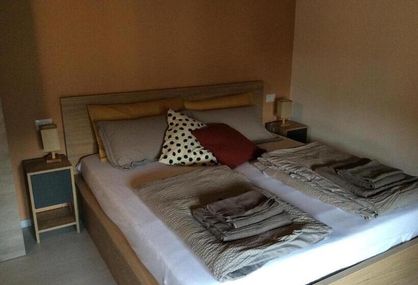 بنسيون Al Borgo Appartamento