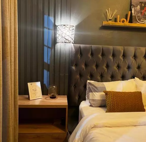 پانسیون Pebetzeluxuryairportlodge