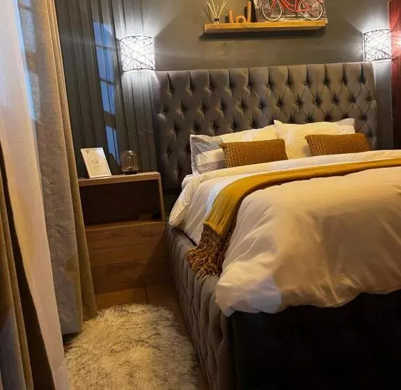 پانسیون Pebetzeluxuryairportlodge