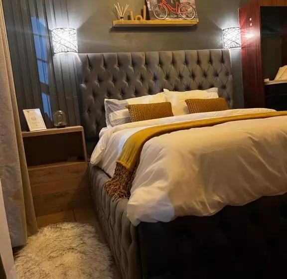 پانسیون Pebetzeluxuryairportlodge