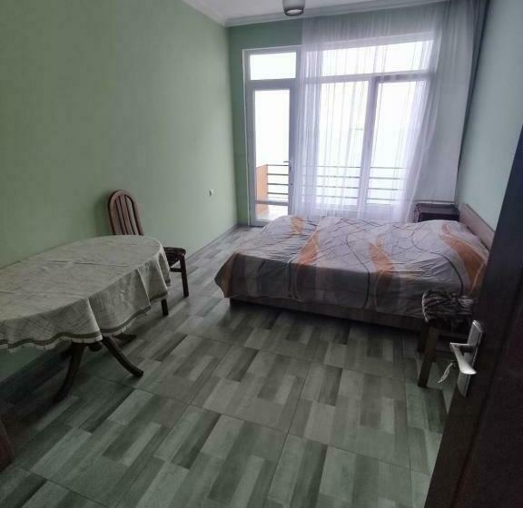 هاستل гостиница у моря