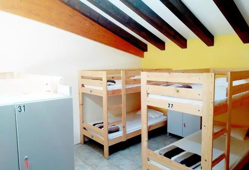 ユースホステル Amaiurko Aterpea