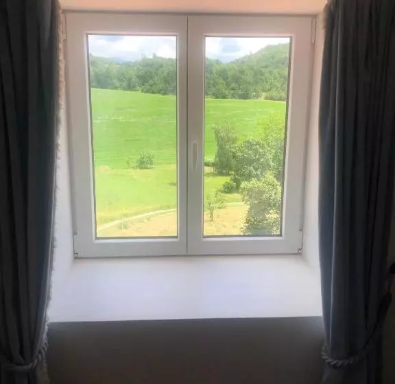ベッドアンドブレックファースト Country Home With Beautiful Views