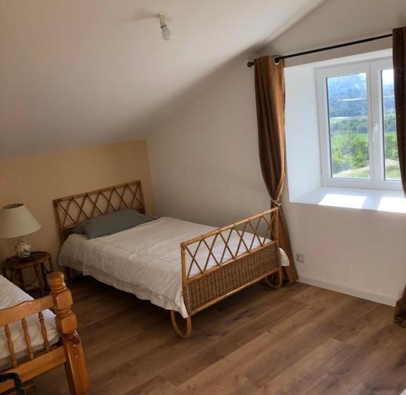 צימר Country Home With Beautiful Views