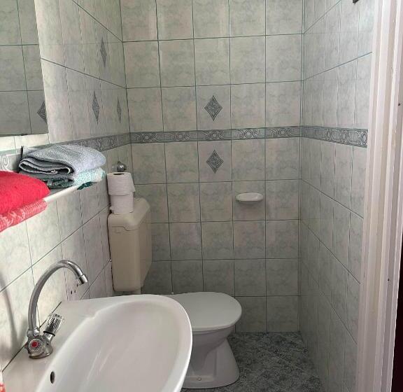 酒店 Lelle Beach Club