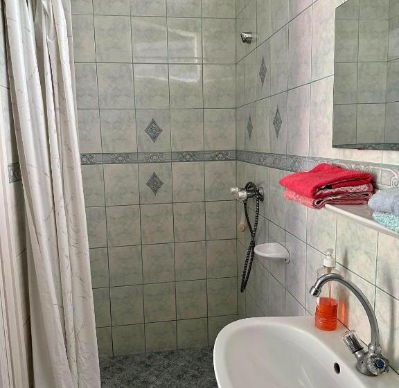 酒店 Lelle Beach Club