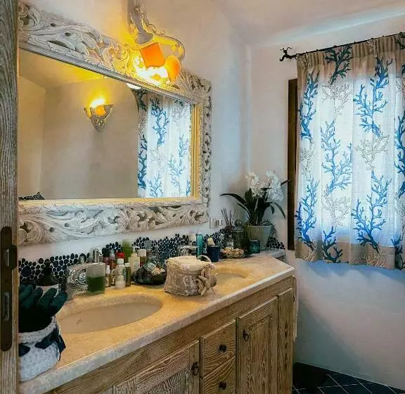ペンション Sardinian Luxury Hospitality   Villa Fuli Rooms And More