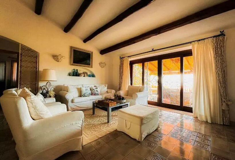 ペンション Sardinian Luxury Hospitality   Villa Fuli Rooms And More