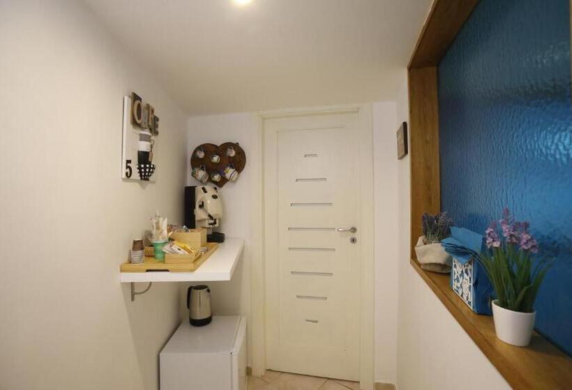 تختخواب و صبحانه Domus San Martino