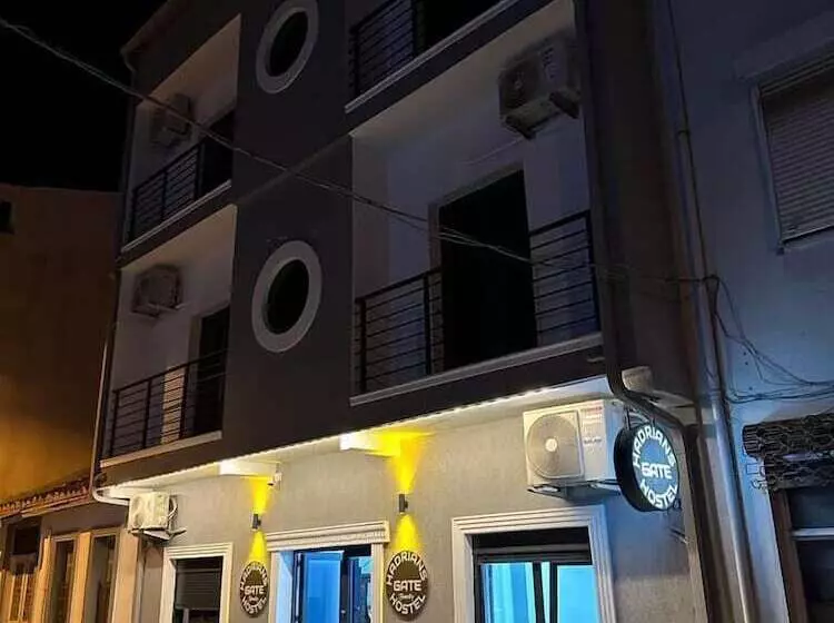 Aamiaismajoitus (B&B) Hadrian S Gate Family Hostel