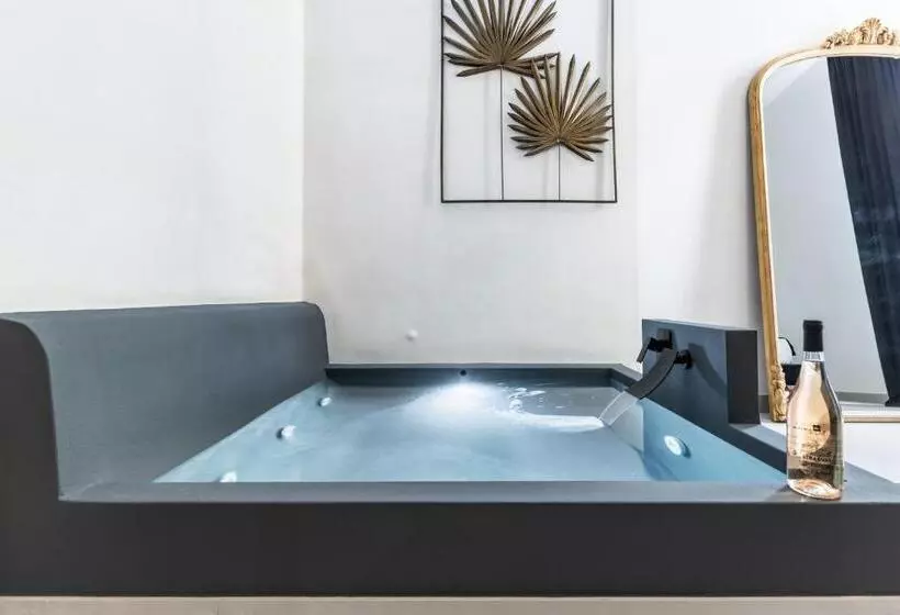 تختخواب و صبحانه Lior Apartment